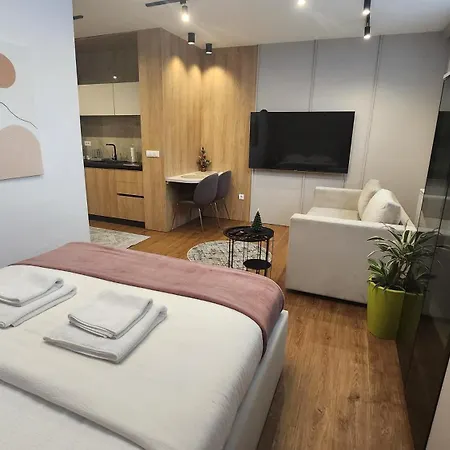 Apartment Dobrinja - Free Parking- Rent A Car